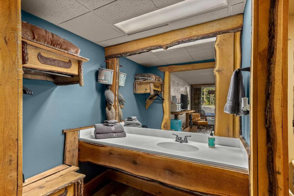 Stonegate Lodge W Pool & Outdoor Firepits Room #201 Eureka Springs Exterior photo